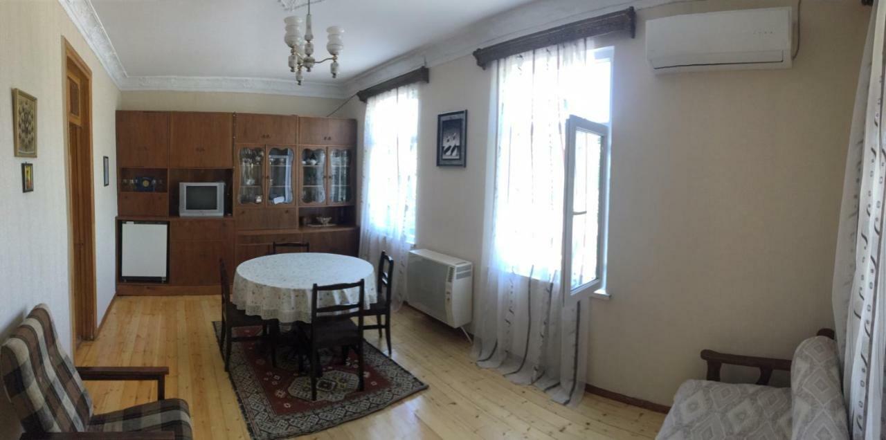 Hause Lejlighed Tsqaltubo Eksteriør billede